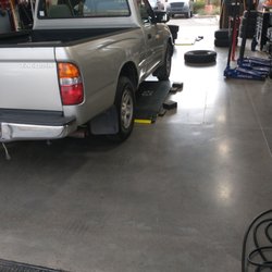Big O Tires - Jordan fixed tire fast. Thx Big O Florence.