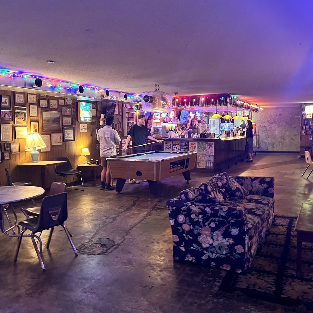 Mom's Basement - Bars Near Me - Birmingham, Alabama