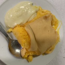 Casa Primavera - Pao de Lo com Queijo Serra (Best pound cake of universe)