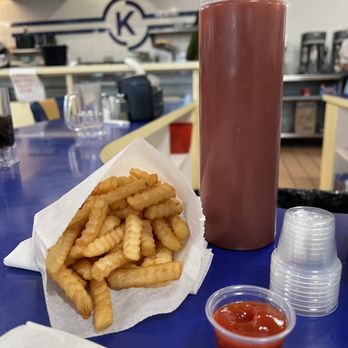 Kewpee Lunch - Fries, frozen then fried, BUT expertly fried! - Fast Food Near Me - Racine, Wisconsin