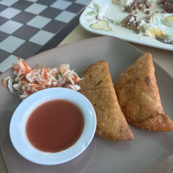 Mi Rinconcito Salvadoreño - Pastelitos (beef & potato) - Salvadoran Near Me - Pomona, California Mi Rinconcito Salvadoreño - Pastelitos (beef & potato) - Salvadoran Near Me - Pomona, California