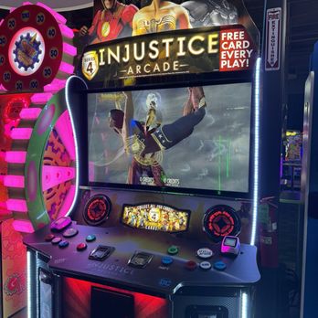 Dave & Buster's Toledo - Injustice - Arcades Near Me - Toledo, Ohio