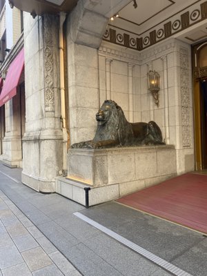 Mitsukoshi Ginza by null
