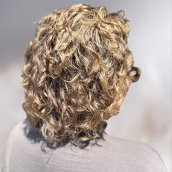 Curl Up & Dye