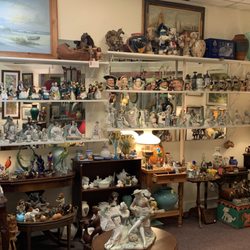 Dilkara Antiques - For the collector of lladro, royal doulton, royal copenhagen, murano art glass and so much more.
