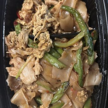 Mint Chinese & Thai - LT15. Pad Kee Meow (Drunken Noodle) - Chinese Near Me - Atlanta, Georgia Mint Chinese & Thai - LT15. Pad Kee Meow (Drunken Noodle) - Chinese Near Me - Atlanta, Georgia