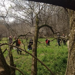 Puck's Plenty - April 30.16 hike.  Great foraging hike near stratford  #pucksplenty.