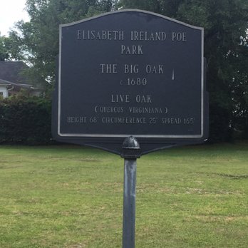 The Big Oak - Landmarks & Historical Buildings Near Me - Thomasville, Georgia