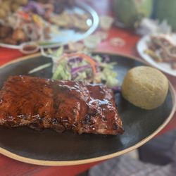 Platanutres Bar & Grill - Ribs