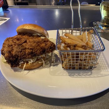 Yard House - Nashville Hot Chicken Sandwich with fries and a Coors Light - Bars Near Me - Moorestown, New Jersey Yard House - Nashville Hot Chicken Sandwich with fries and a Coors Light - Bars Near Me - Moorestown, New Jersey