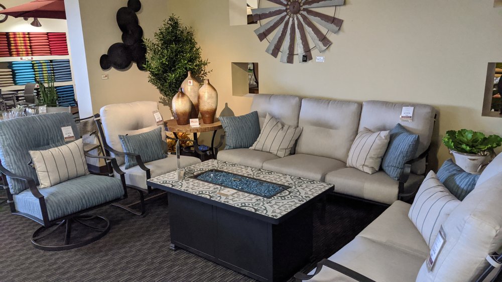 TODAY’S PATIO Updated June 2024 37 Photos & 32 Reviews 7371