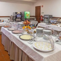 Best Western Hotel Dom Bernardo - Breakfast