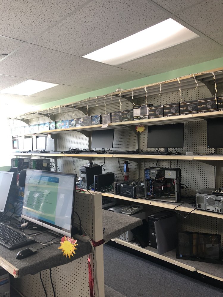 CHICAGO COMPUTER CLUB - SOUTH HOLLAND STORE - 13 Photos & 10 Reviews ...