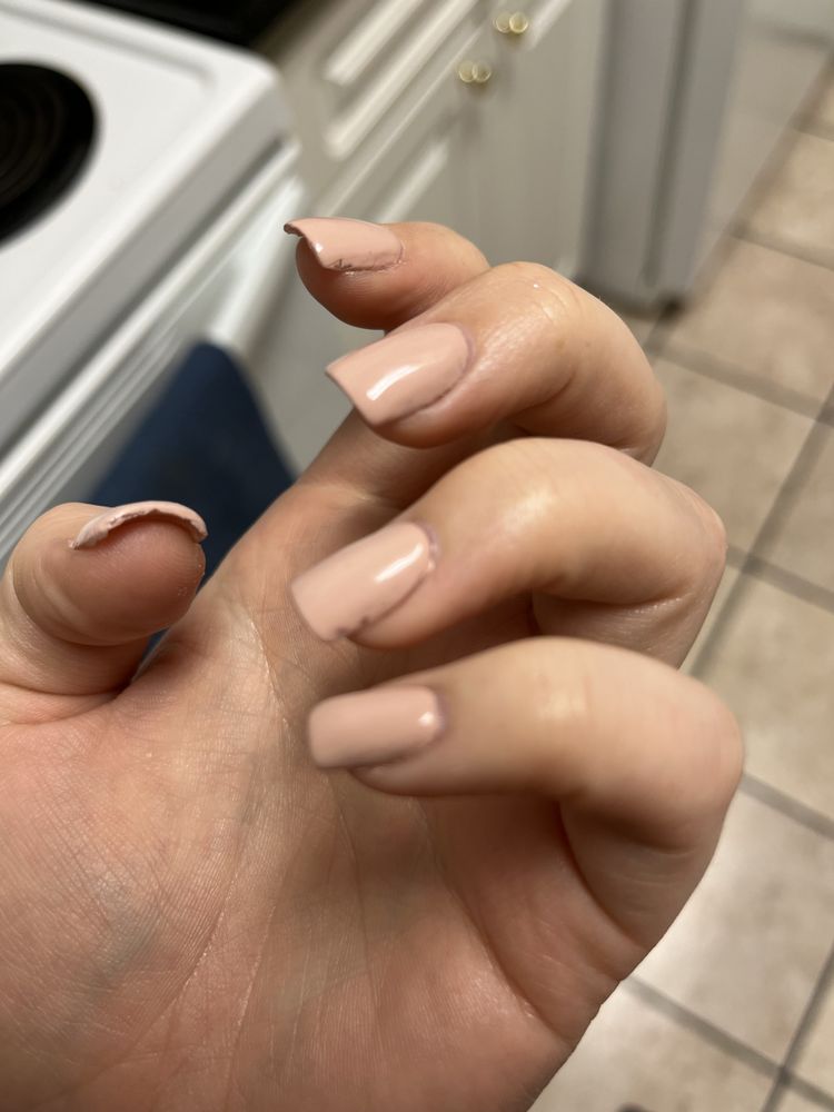 Posh Nails & Spa Logo
