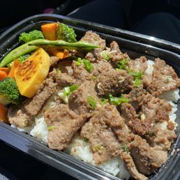Bul Go Gi - Mild beef stir fry! Takeout even looks impressive yum! Bul Go Gi - Mild beef stir fry! Takeout even looks impressive yum!