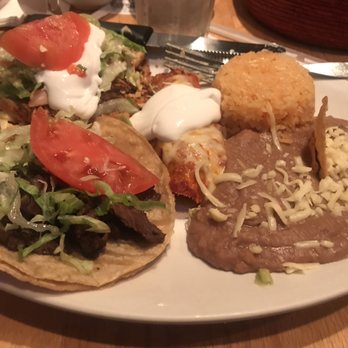 Pancho Pistolas - Combo platter - Mexican Near Me - Chicago, Illinois Pancho Pistolas - Combo platter - Mexican Near Me - Chicago, Illinois