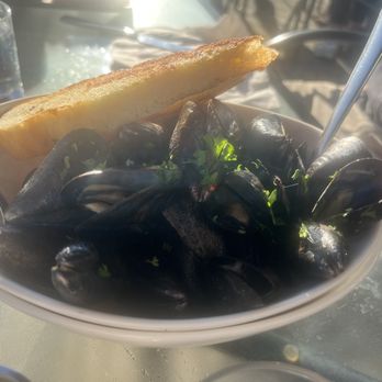 Seasons by the Sea - Mussels - Wine Bars Near Me - St. Andrews, New Brunswick Seasons by the Sea - Mussels - Wine Bars Near Me - St. Andrews, New Brunswick