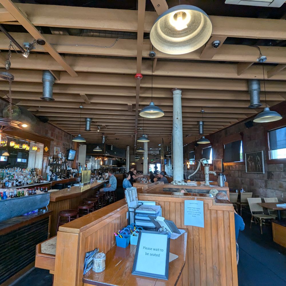 Crockett's Public House - Indoors: Bar & Family seating. - American Near Me - Puyallup, Washington