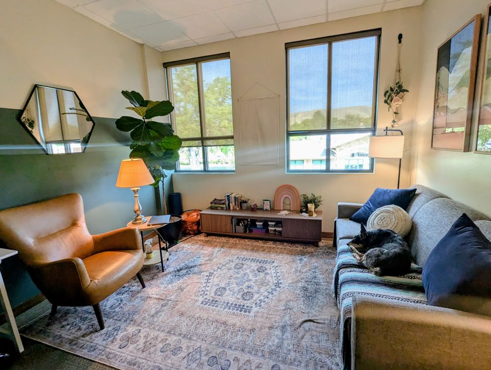 Sarah Neufeld - grief counselor in Garden City, ID