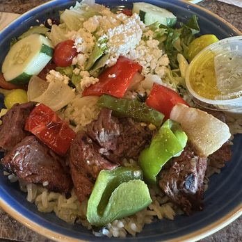 Chateau - Norwood - Steak tip bowl - Italian Near Me - Norwood, Massachusetts Chateau - Norwood - Steak tip bowl - Italian Near Me - Norwood, Massachusetts