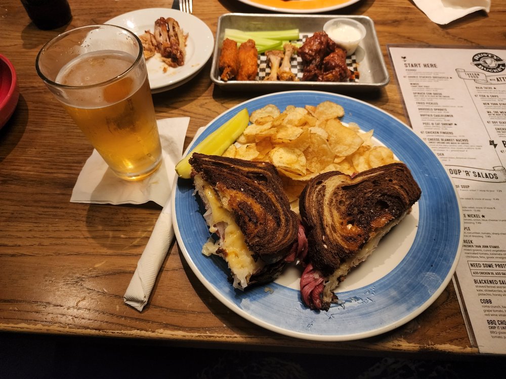 RUSTY BUCKET RESTAURANT & TAVERN 144 Photos & 160 Reviews 30450