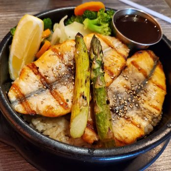 Chow-Ya - Salmon ball with vegies and brown rice! - Asian Fusion Near Me - Lompoc, California