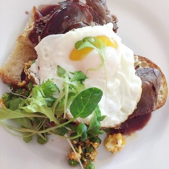 Oakhurst Café - House lamb ham - Breakfast & Brunch Near Me - Charlottesville, Virginia