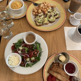 Lucy's Cafe - Kids Mac 'N' Cheese Greek Salad Raspberry Toast sticks hummus avocado toast - Vegetarian Near Me - Chicago, Illinois Lucy's Cafe - Kids Mac 'N' Cheese Greek Salad Raspberry Toast sticks hummus avocado toast - Vegetarian Near Me - Chicago, Illinois