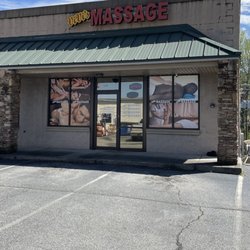 Vivi Massage - Outside of building.  Very nice