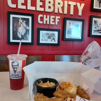 KFC - Interior - Fast Food Near Me - Sacramento, California