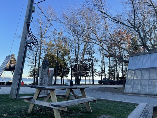 Island Creek Oyster Retail Shop by null