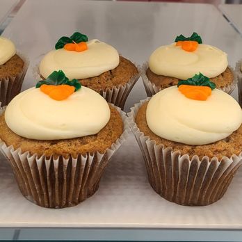 Lil’ Cakes and Creamery - Carrot cake - Cupcakes Near Me - Gaithersburg, Maryland Lil’ Cakes and Creamery - Carrot cake - Cupcakes Near Me - Gaithersburg, Maryland