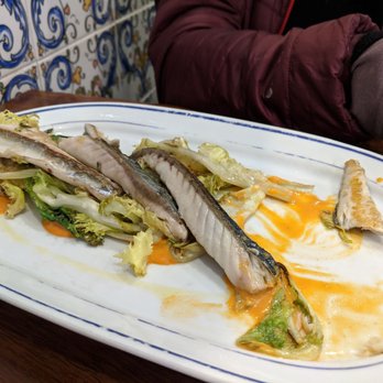 Can Sardi - Hake - Mediterranean Near Me - Barcelona, B Can Sardi - Hake - Mediterranean Near Me - Barcelona, B