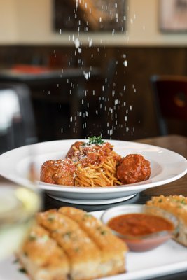 Gusto Handcrafted Pasta & Pizza by null
