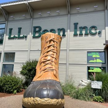 LL Bean - Outdoor Gear Near Me - Freeport, Maine