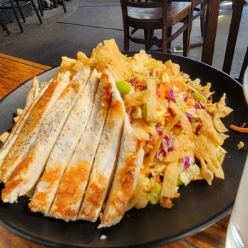 Blackbird Tavern - Thai chicken salad - Gastropubs Near Me - Temecula, California Blackbird Tavern - Thai chicken salad - Gastropubs Near Me - Temecula, California