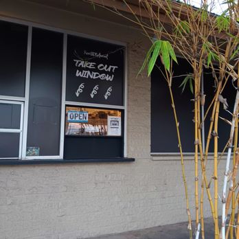 Kuni Restaurant - Japanese Near Me - Waipahu, Hawaii