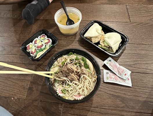 Akira Ramen & Izakaya by null