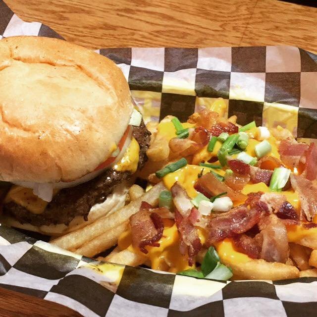 RED ROCKET BAR & GRILL Updated September 2024 18 Photos & 10