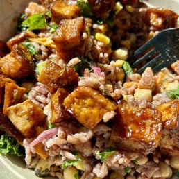 Southern bowl but I substituted the cheese with sweet potatoes. It's an 11 out of 10 from me. Southern bowl but I substituted the cheese with sweet potatoes. It's an 11 out of 10 from me.