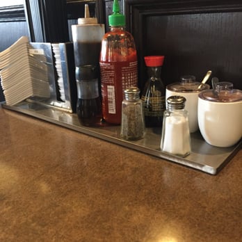 Ao Sen - Clean condiments - Vietnamese Near Me - Albany, California