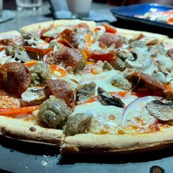 Sam's Cellar Bar and Oven - Personalized pizza