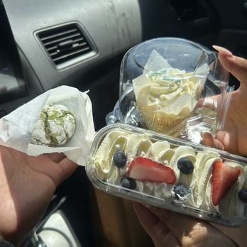 Butter Lab - The green to the left is a matcha dough and the cupcake is a vanilla flavor and the other one is a tres leches . Everything was super good - Bakeries Near Me - Montebello, California Butter Lab - The green to the left is a matcha dough and the cupcake is a vanilla flavor and the other one is a tres leches . Everything was super good - Bakeries Near Me - Montebello, California