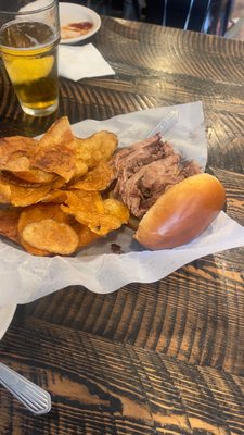 Big Hole BBQ Victor by null