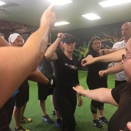 Jen wrapping up the 9AM boot camp! A full class for a Monday morning Jen wrapping up the 9AM boot camp! A full class for a Monday morning