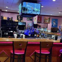 Max Pizza IV - Nice bar