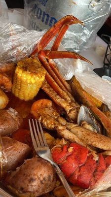 Shaking seafood by null