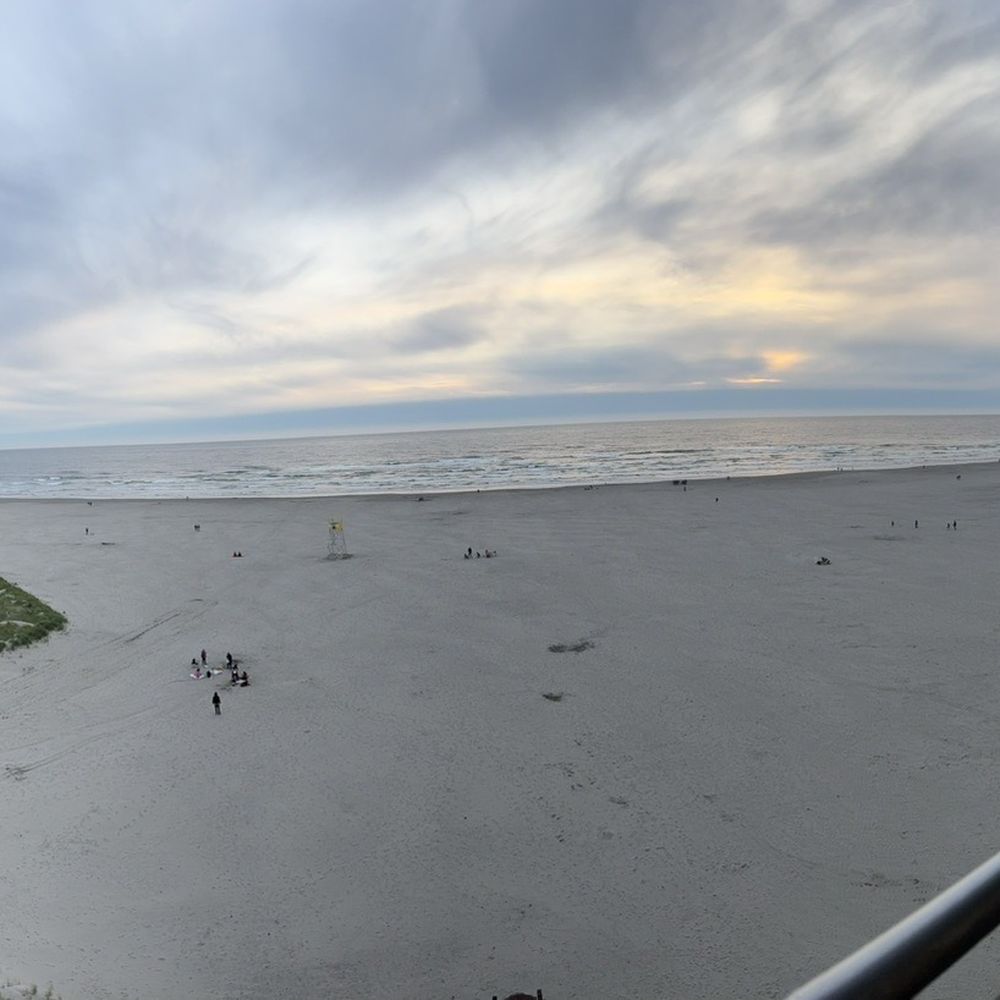 The balcony with the ocean views was breathtaking!! The balcony with the ocean views was breathtaking!!