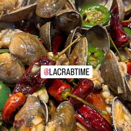 The clams! I ate almost the whole dish by myself hahaha