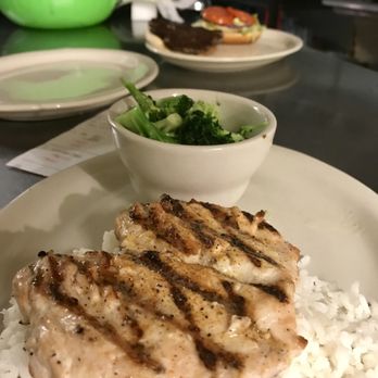 Kizer's Grill - Grilled Chicken Rice and Fresh Broccoli - American Near Me - Tyler, Texas Kizer's Grill - Grilled Chicken Rice and Fresh Broccoli - American Near Me - Tyler, Texas